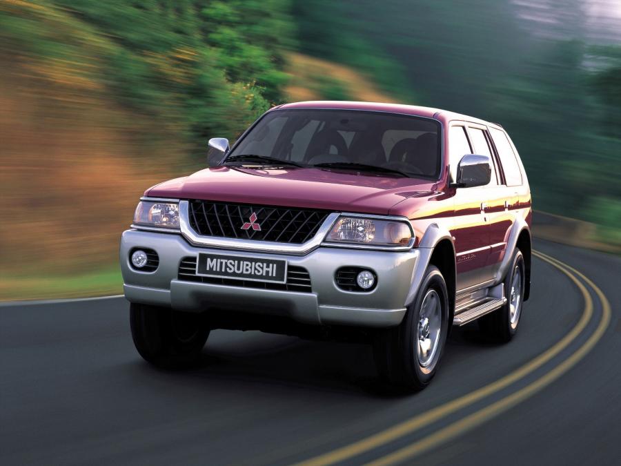  Mitsubishi Pajero Sport 1999 года  (фото 12 из 15)